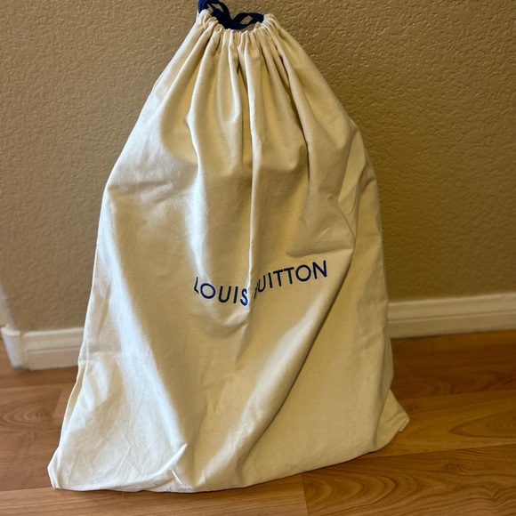 Louis Vuitton Michael backpack - Picture 4 of 10